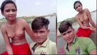 Indian porn, brother show naked young Desi sister on cam while bathing