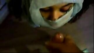 Homemade Arab video of cute babe getting ready to be facialized