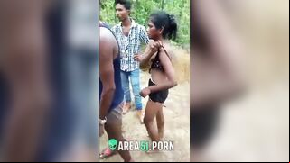 Viral Desi XXX MMS! Villagers caught couple lovers fucking in the bush