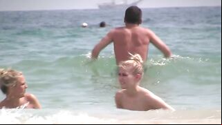 Sister vacation teasing with lots of amazing topless shots on the beach
