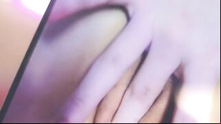 Incest hoe showing her opening and she is going to get off with ion