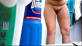 I Finally Managed To Catch A Naked Mom In The Shower On A Hidden Camera